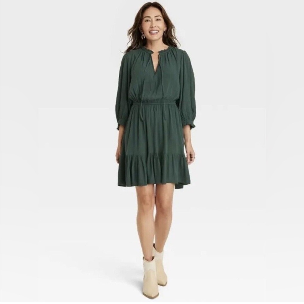 Dark green dress